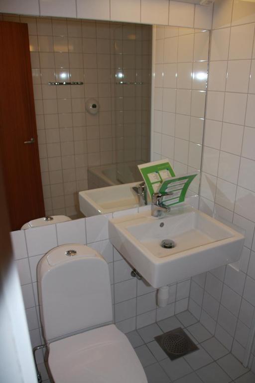 Lindstrom Hotel 3*